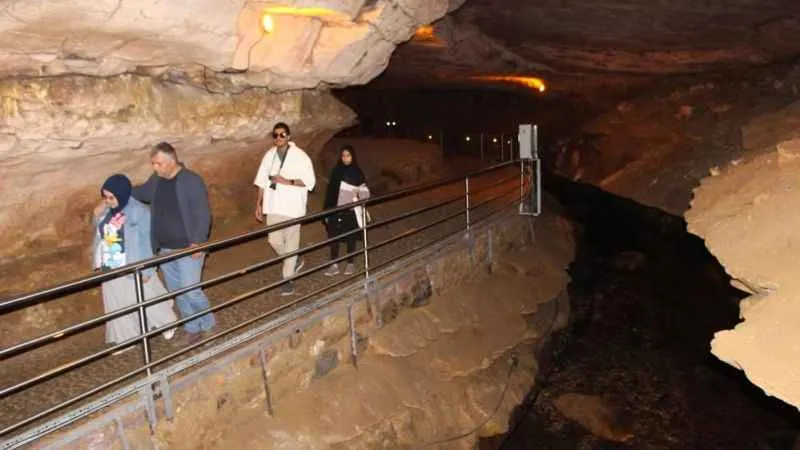Dünyanın en uzun ikinci mağarasına Arap turist akını