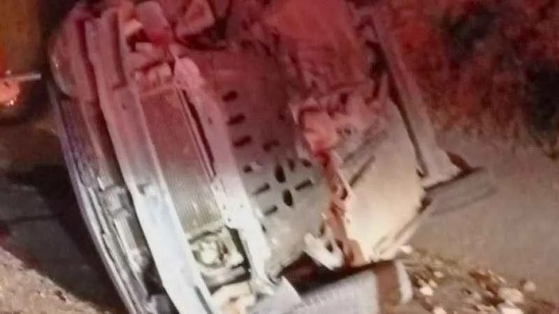 Kadın polis memurları kaza yaptı: 3 yaralı