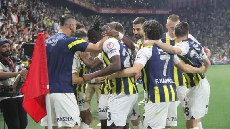 Fenerbahçe, Ziraat Kupasına 1-0 önde başladı