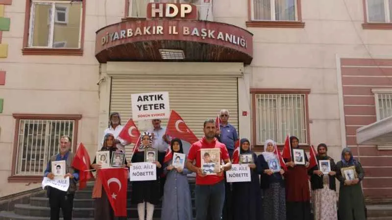 HDP önündeki evlat direnişindeki aile sayısı 360 oldu