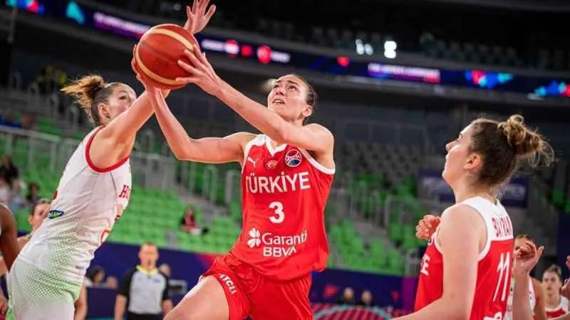 A Milli Kadın Basketbol Takımı gruptaki ilk galibiyetini aldı