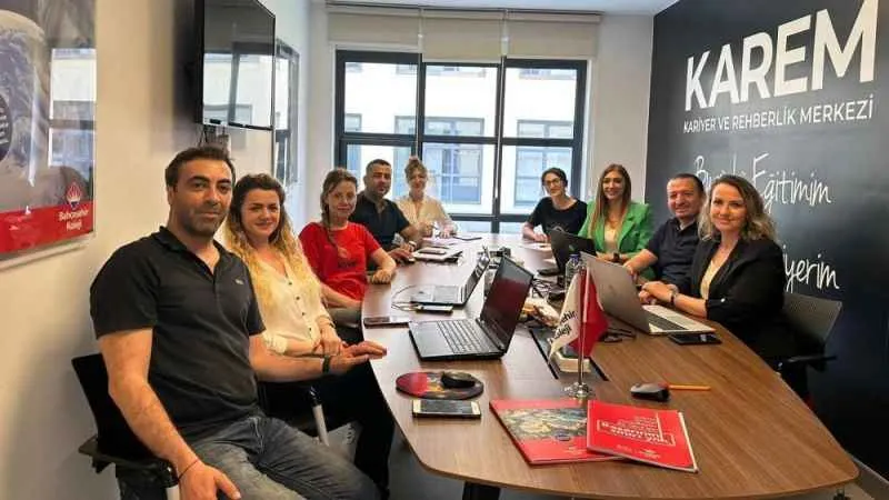 2023 AYT Sorularını Bahçeşehir Koleji Öğretmenleri Değerlendirdi