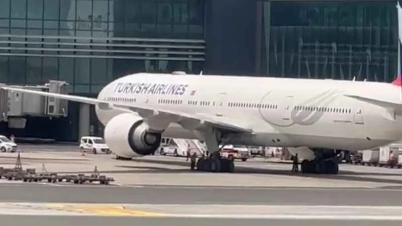 THY New York-İstanbul seferini yapan uçakta fenalaşan yolcu hayatını kaybetti