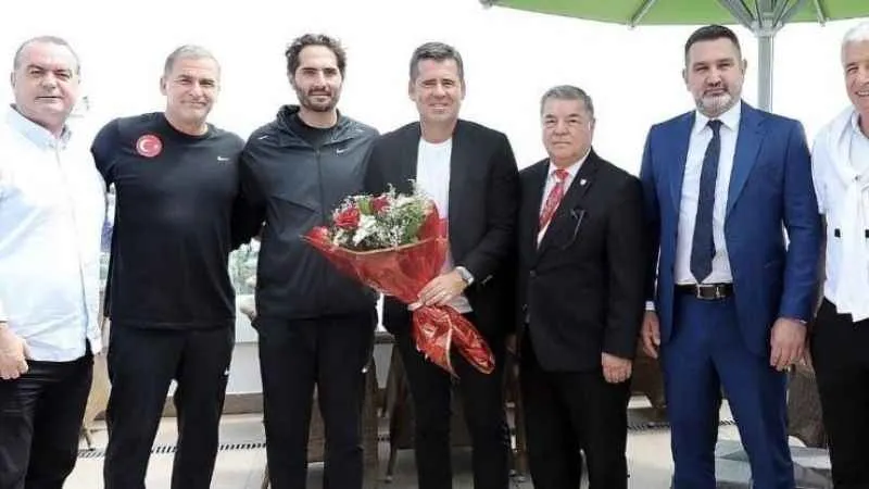 Hüseyin Eroğlu’ndan A Milli Takım kampına ziyaret