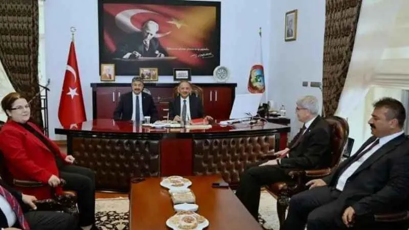 Bir yıl içinde 311 bin konut yapılacak