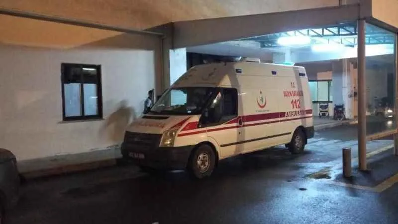 Edirne’de kuvvetli fırtına çatıda çalışan 5 işçiyi savurdu: 1’i ağır 3 yaralı