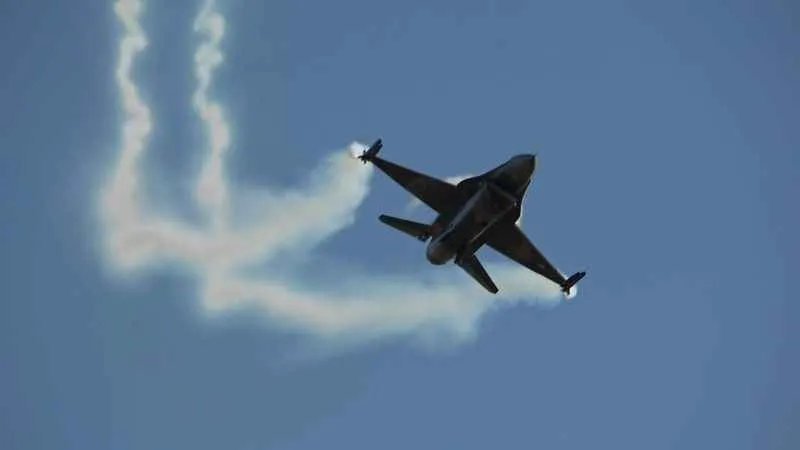 Solotürk'ten nefes kesen gösteri