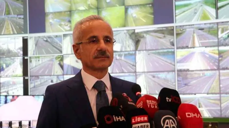 Ulaştırma ve Altyapı Bakanı Uraloğlu, bayram tatili öncesi alınan tedbirleri ve çalışmaları anlattı