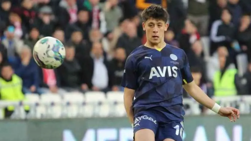 Arda Güler artık Real Madrid'de