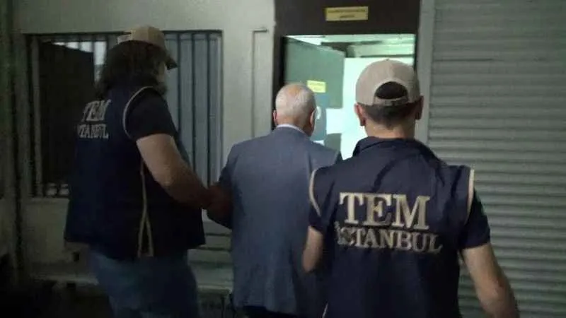 Merdan Yanardağ gözaltına alındı