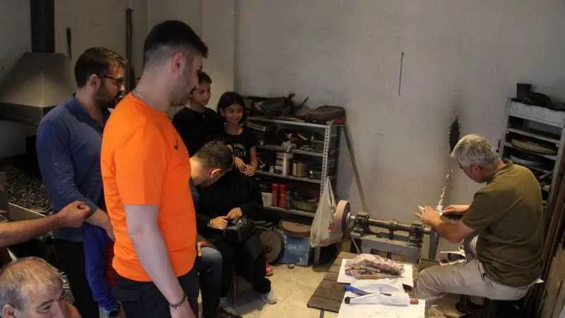 Bıçakçılarda arife yoğunluğu