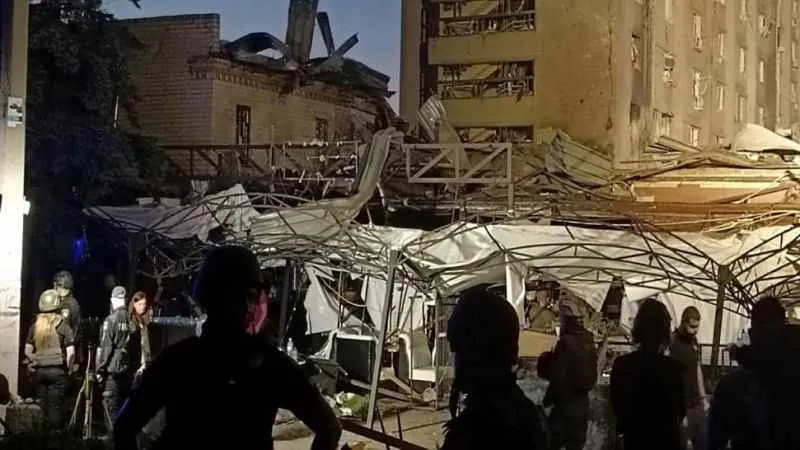 Rusya, Ukrayna’da sivil yerleşim bölgesini vurdu: 2 ölü, 22 yaralı