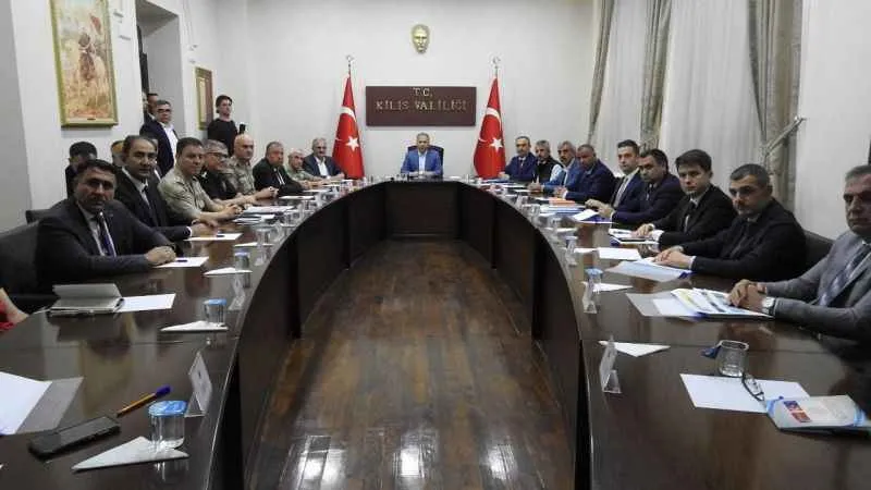 İçişleri Bakanı Ali Yerlikaya sınırın sıfır noktasında