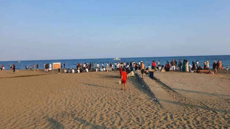 Mersin'de denizde kaybolan genci arama çalışması başlatıldı