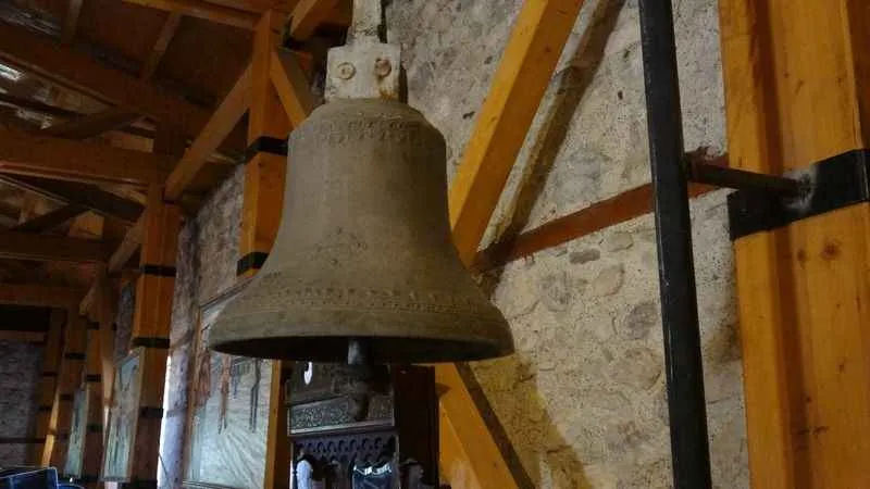 Zile kent müzesindeki 121 yıllık çan dikkat çekiyor