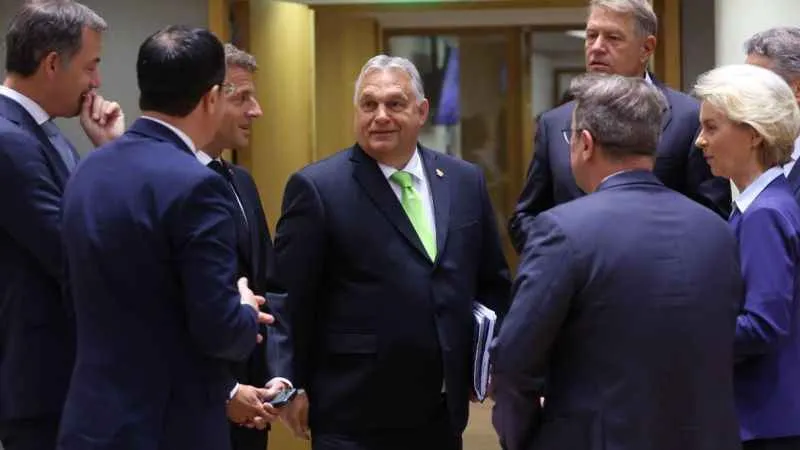 Viktor Orban: Ruslarla her türlü iletişim kanalını açık tutuyoruz