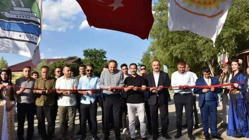 Tatvan'da 55. Doğu Anadolu Fuarı başladı