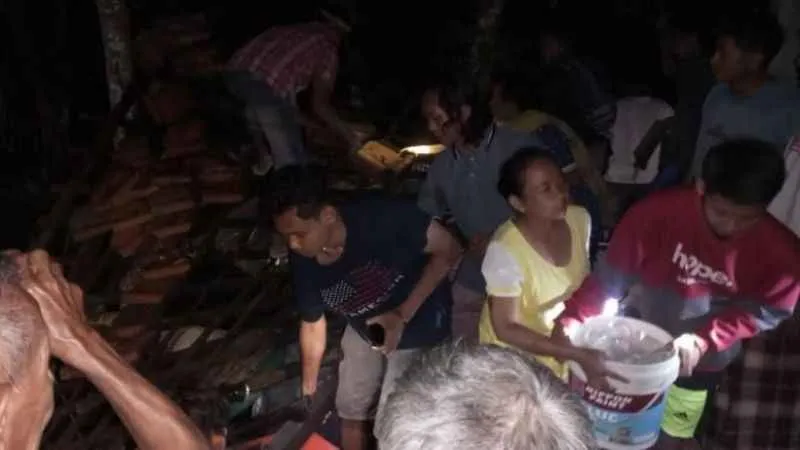 Endonezya’da 6.4 büyüklüğünde deprem: 1 ölü, 9 yaralı