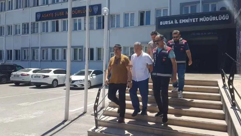 Kurban eti bekleyenlere, donmuş et veren restoran sahipleri adliyeye sevk edildi