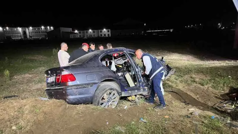 Kontrolden çıkan otomobil takla attı: 2 yaralı