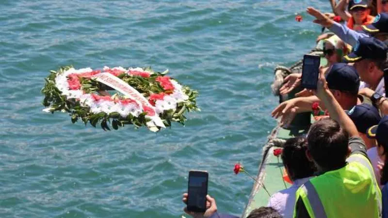102 yıl önce batan gemideki şehitler anıldı