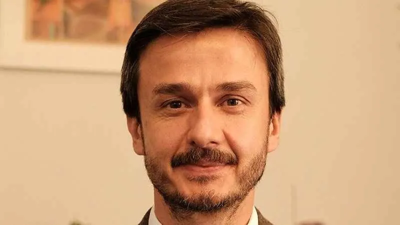 Uzağa bakarken çift görüyorsanız dikkat!