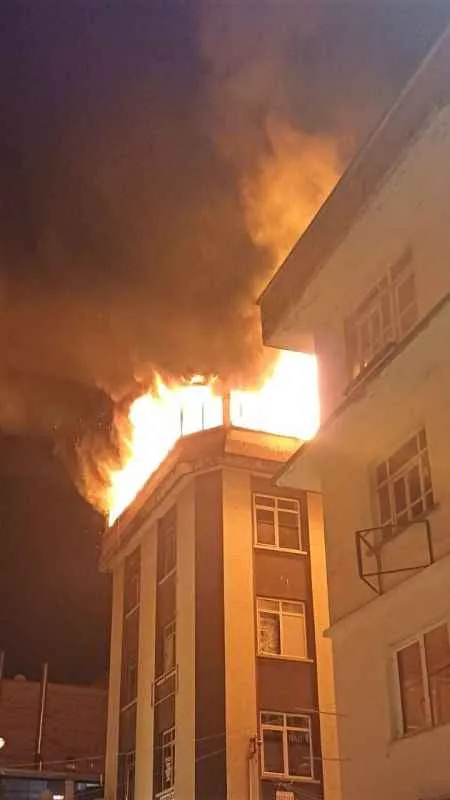 Ordu’da çıkan yangında kağıt toplayıcı yaşlı adam hayatını kaybetti