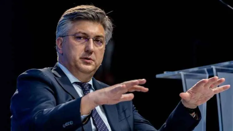 Hırvatistan Cumhurbaşkanı Milanoviç'ten darbe iddiası