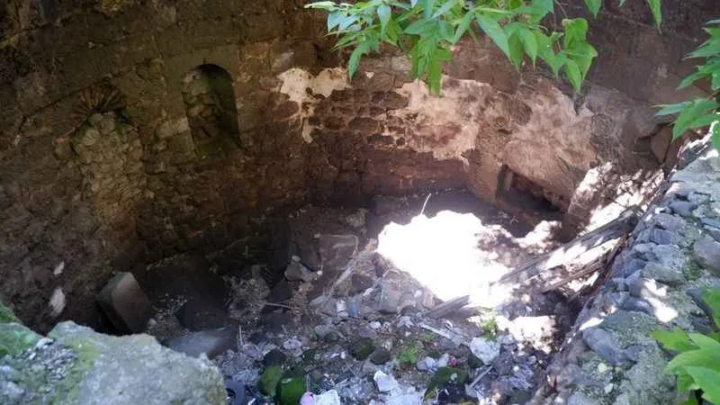 Ahi Toman Baba Türbesi kurtarılıyor