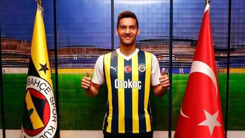 Umut Nayir, resmen Fenerbahçe'de