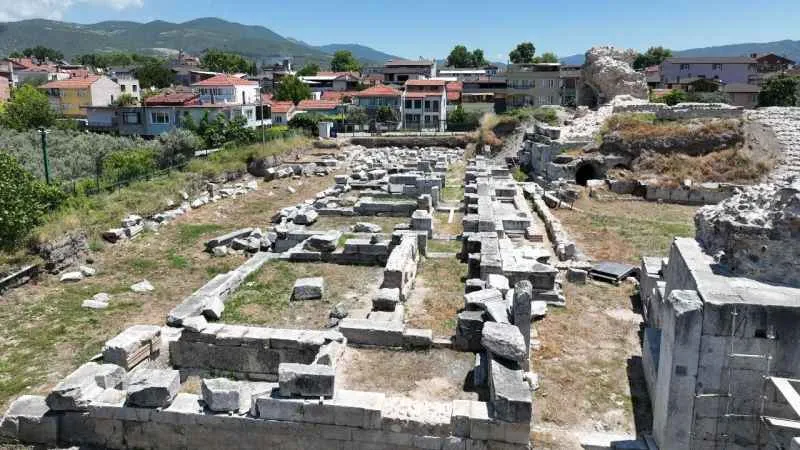 İznik Roma Tiyatrosu turizme kazandırılıyor
