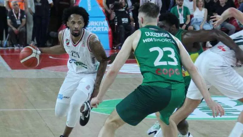 Angola, ikinci kez sağlık kontrolünden geçemedi