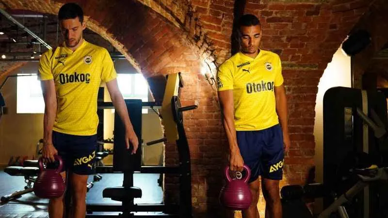 Umut Nayir ile Alexander Djiku, Rusya kampına katıldı