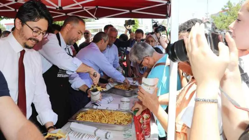 Niğde'de 'Dünya Patates Kızartma Günü''