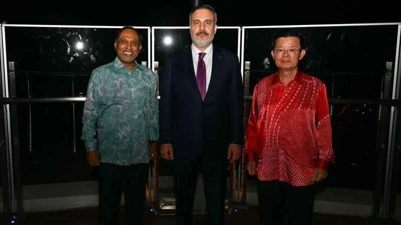 Bakan Fidan, Malezyalı mevkidaşı Kadir ile görüştü