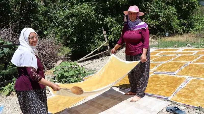 Erzurum'da Karnavas dut pestili yapımı başladı