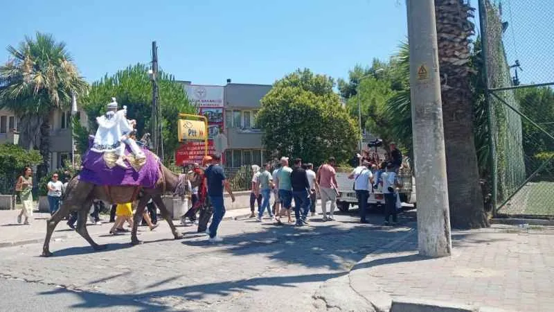 Aydın’da deve kültürü her alanda yaşatılıyor