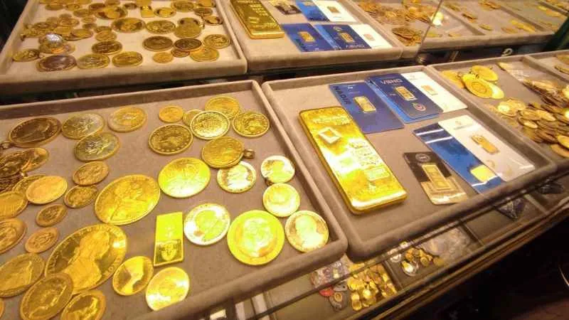 Gram altın rekor seviyede, gümüşe de ilgi artıyor