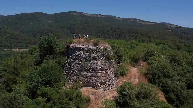 2 bin yıllık kale gün yüzüne çıkarılmayı bekliyor