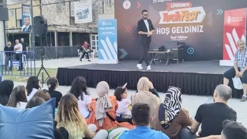 Ümraniye Belediyesi YKS öğrencilerine TercihFest festivali düzenledi