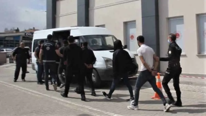 Erzincan’ın da aralarında bulunduğu 3 ilde ‘Kelebek Operasyonu’