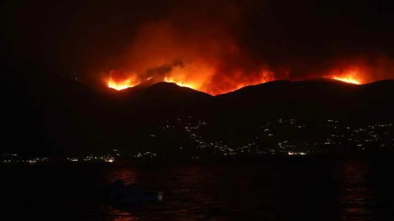 Korfu Adası’nda 2 bin 466 kişi tahliye edildi