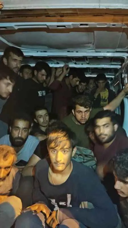 Başkentte kaçak göç operasyonu: 34 Afgan uyruklu şahıs ile 4 organizatör yakalandı