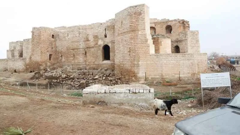 Depremde zarar gören tarihi yapılar aslına uygun şekilde onarılacak