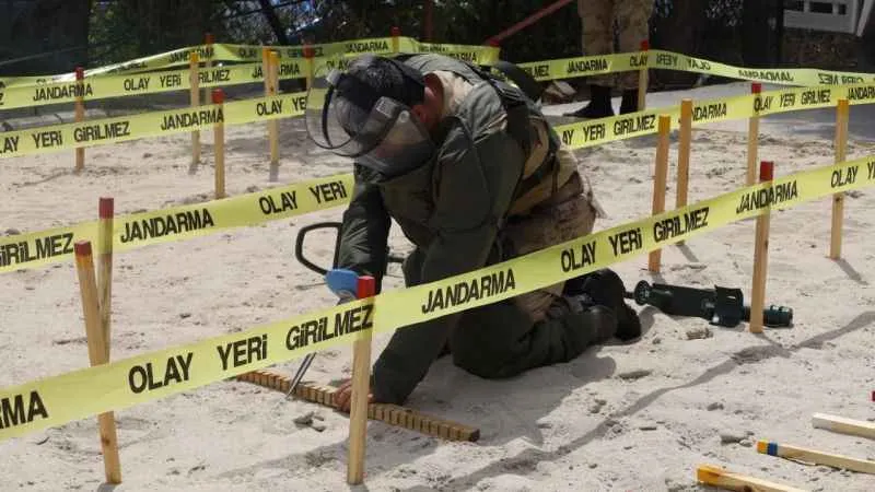 İDEF'te Jandarmadan mayın tatbikatı