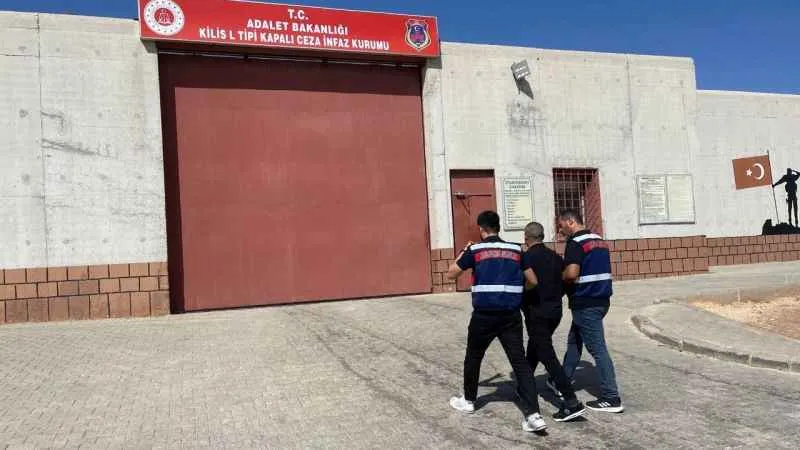 PKK'lı terörist yol kontrolünde yakalandı