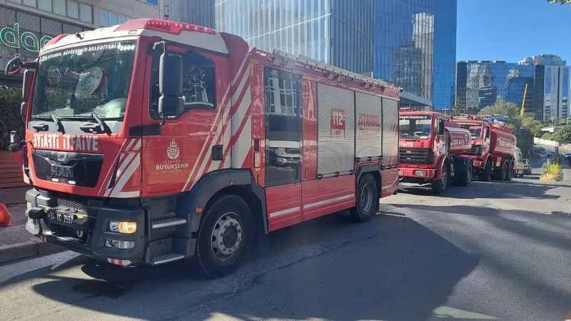 Sarıyer’de bir gıda deposunda yangın çıktı