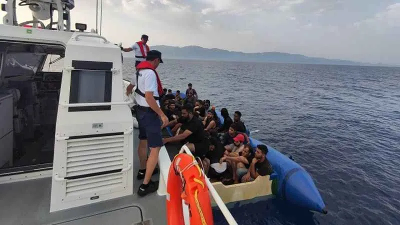 Bodrum'da 64 düzensiz göçmen karaya çıkarıldı