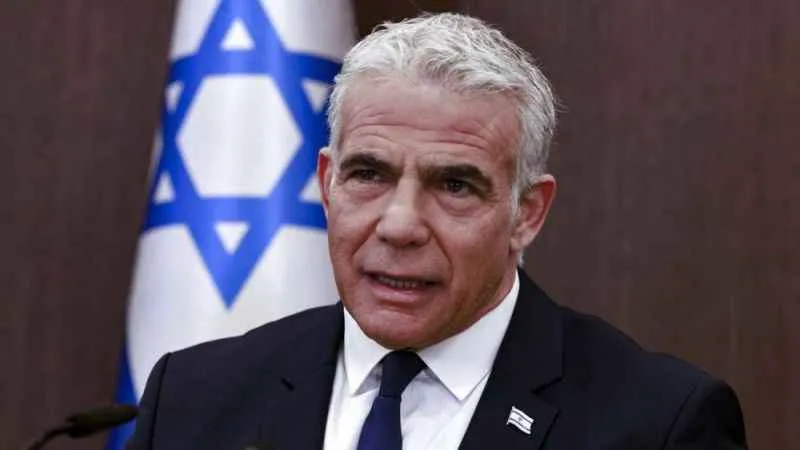  Lapid’den Netanyahu’ya: "Bu adam ülkenin başında kalmaya devam edemez, bu çok tehlikeli”