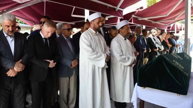 Prof. Dr. Mustafa Sabri Küçükaşçı son yolculuğuna uğurlandı